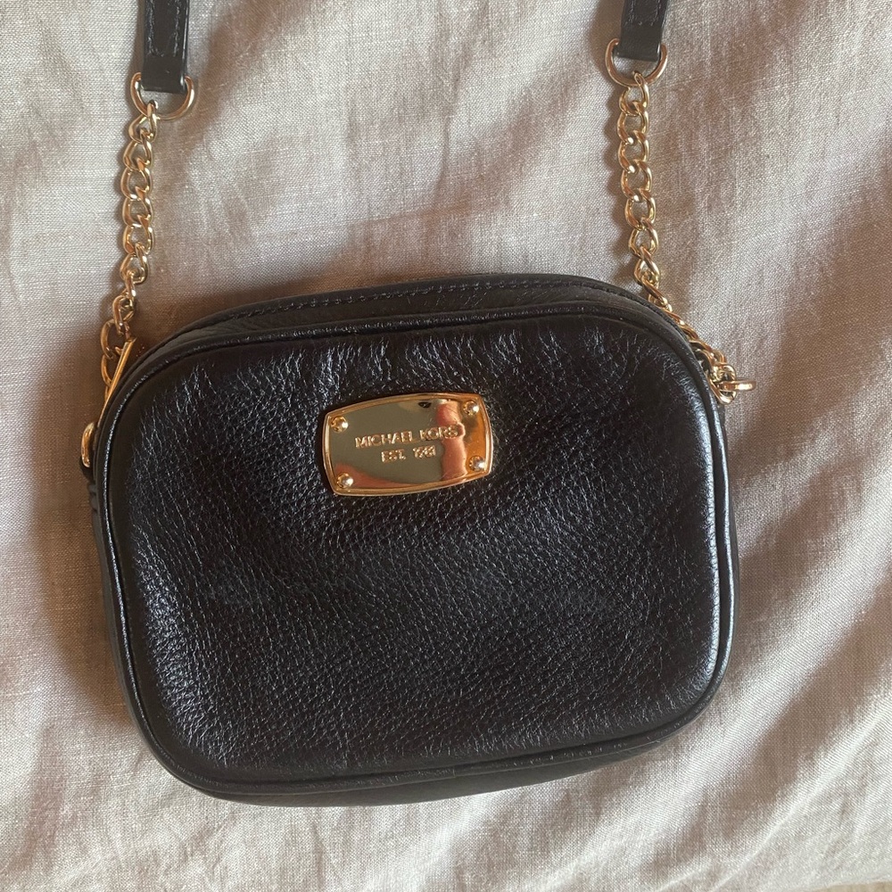 Michael Kors cross body